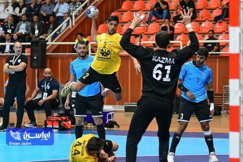 مسابقه هندبال سپاهان - الکاظمه کویت