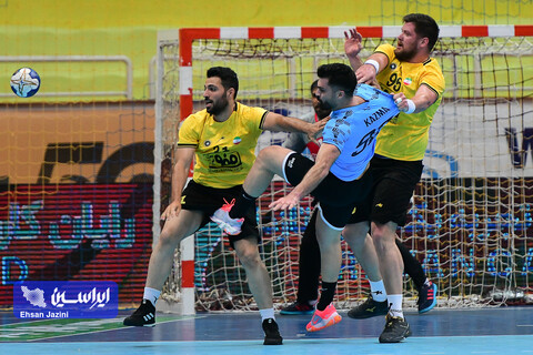 مسابقه هندبال سپاهان - الکاظمه کویت
