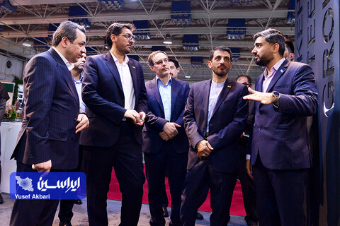 اولین روز از نمایشگاه بین المللی صنعت مالی (بورس، بانک و بیمه)