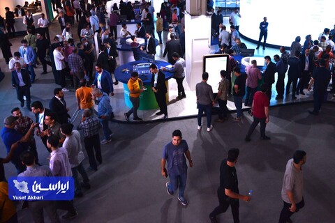 سومین روز از پانزدهمین نمایشگاه بین المللی صنعت مالی (بورس، بانک و بیمه)