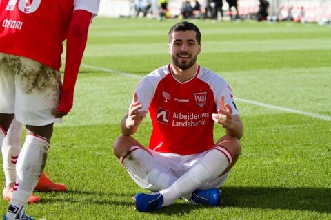 عزت‌اللهی پرسپولیسی می‌شود؟