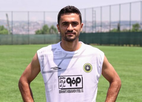 محمد کریمی: سپاهان به شرایط ایده‌آل نزدیک می‌شود/ دغدغه هواداران را می‌دانم