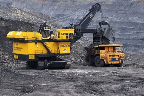 مانع واردات ماشین آلات معدنی به کشور نشوید