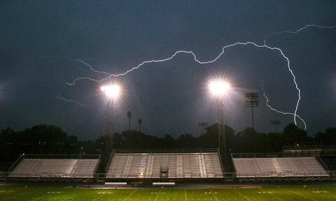 تلخ‌ترین اتفاق در فوتبال؛ وقتی صاعقه یک تیم کامل را از بین برد