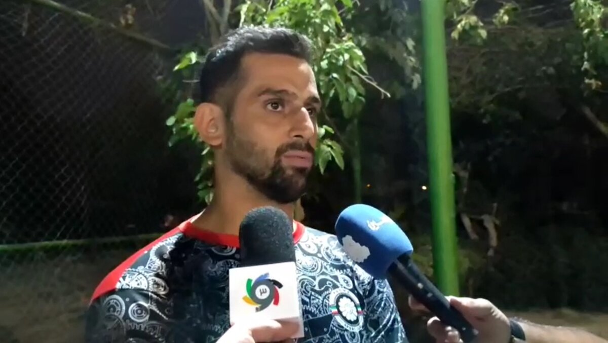 داور اشتباه کرد و به من کارت قرمز نشان داد/ باید منتظر تاریخ برگزاری فصل بعد باشیم
