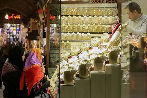 کاهش قیمت سکه طلا در هفته آخر آبان