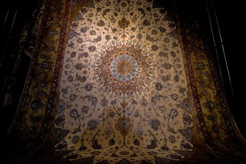 نشان جغرافیایی فرش‌دستباف اصفهان و کردستان ثبت جهانی شد