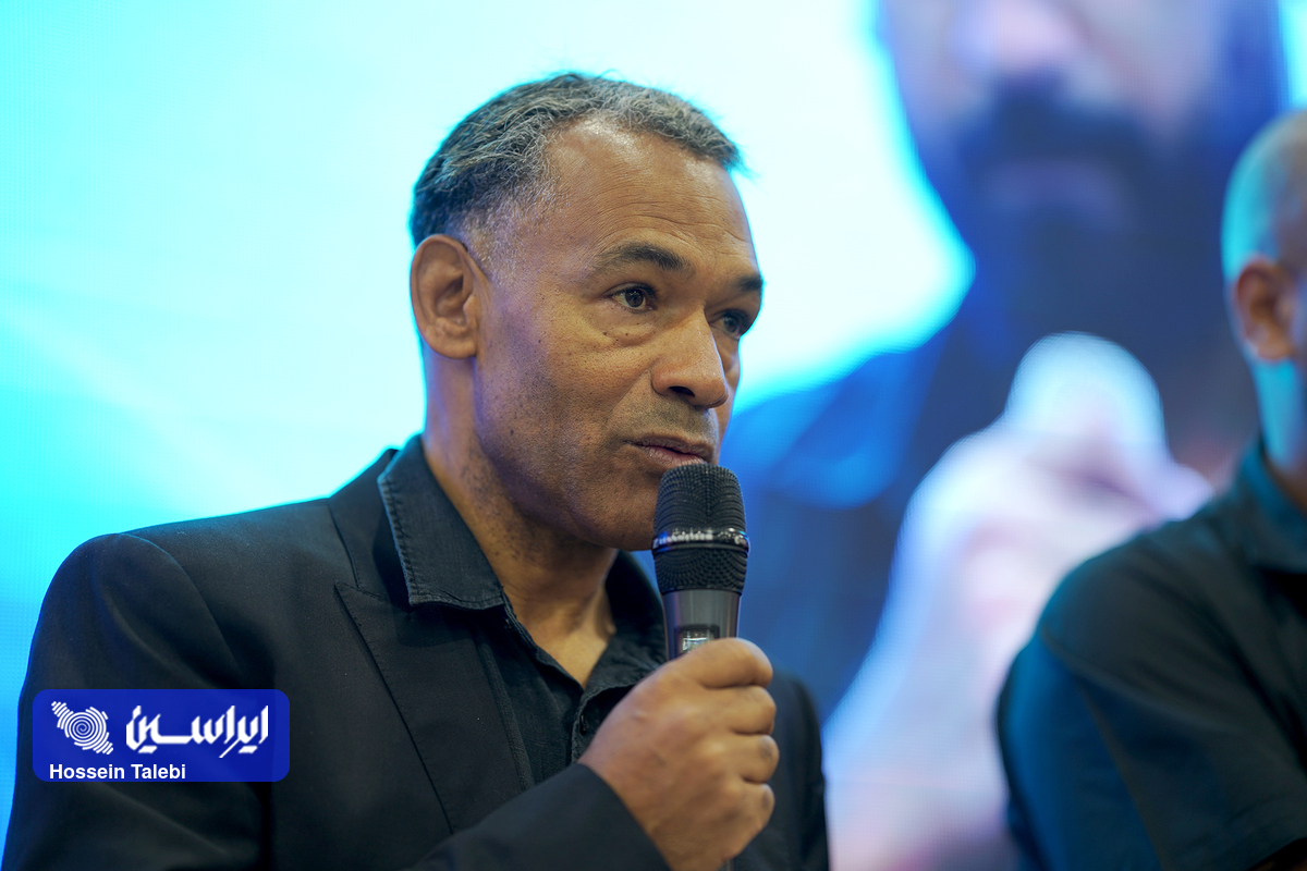 مورایس: مادران ایرانی لایق دیدن بازی فرزندان‌شان در استادیوم هستند