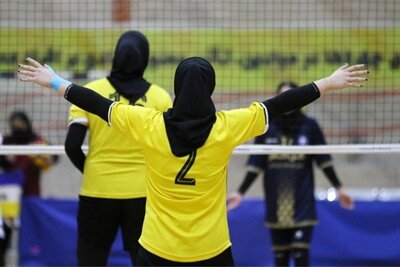 طلایی‌های میزبان با برد استارت زدند