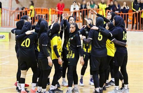 سومی دختران سپاهان در لیگ والیبال