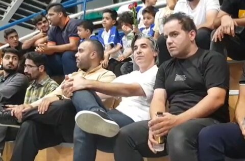 وحید شمسایی سرمربی تیم ملی تماشاگر ویژه دیدار گیتی‌پسند - پالایش نفت