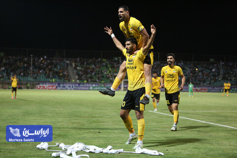 صدرنشینی طلایی‌پوشان زاینده‌رود در فولادشهر/ دربی به کام سپاهان