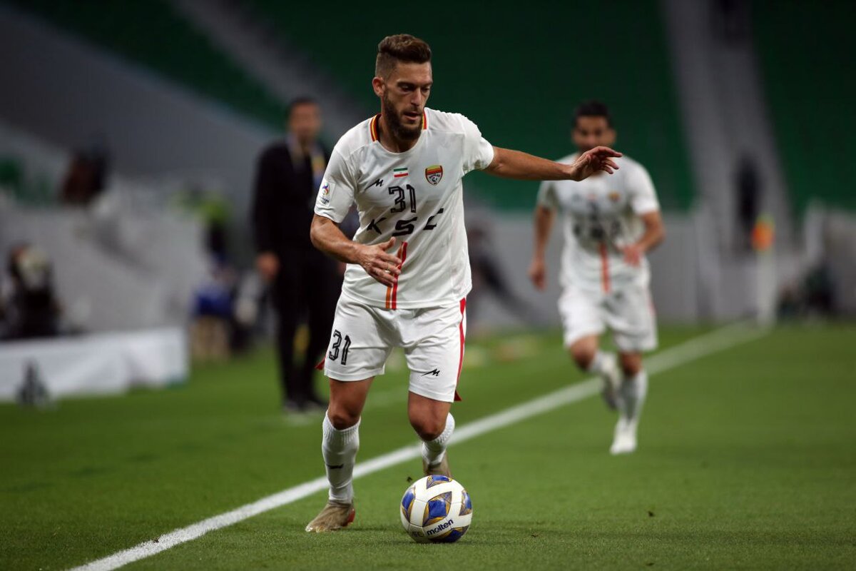 روبرتو تورس