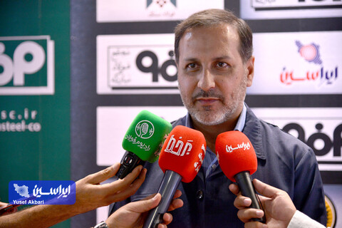 فولاد مبارکه باعث چرخیدن چرخ هزاران شرکت و صنایع دیگر در کشور می‌شود