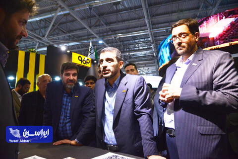 بازدید مدیرعامل فولادمبارکه از پانزدهمین نمایشگاه متالکس