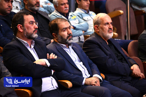 جلسه گردهمایی مدیران فولاد مبارکه با حضور وزیر صمت و استاندار اصفهان