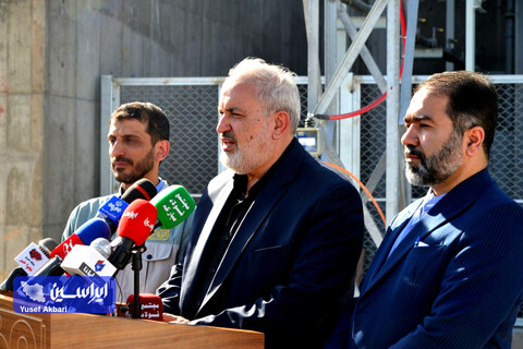 بازدید وزیر صمت از خطوط تولید و پروژه‌های توسعه‌ فولاد مبارکه