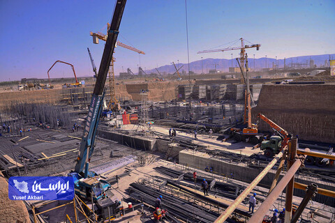 بازدید وزیر صمت از خطوط تولید و پروژه‌های توسعه‌ فولاد مبارکه