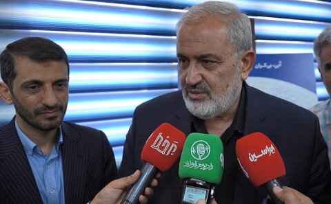 قول می‌دهم پروژه انتقال آب از دریای عمان به اصفهان را تا زمان بهره برداری کامل پیگیری کنم