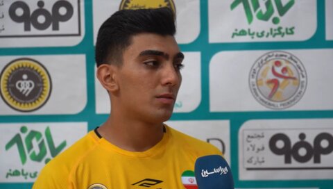 بازیکنان سپاهان با یکدیگر هماهنگ نیستند/ آلومینیوم پیشینه خوبی در هندبال دارد