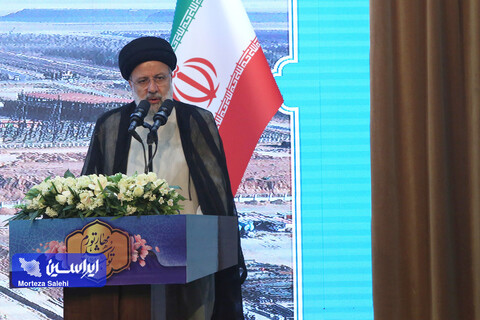 بازدید رئیس‌جمهور از شرکت فولاد مبارکه و آئین راه‌اندازی فاز اول نیروگاه شهید حاج احمد کاظمی