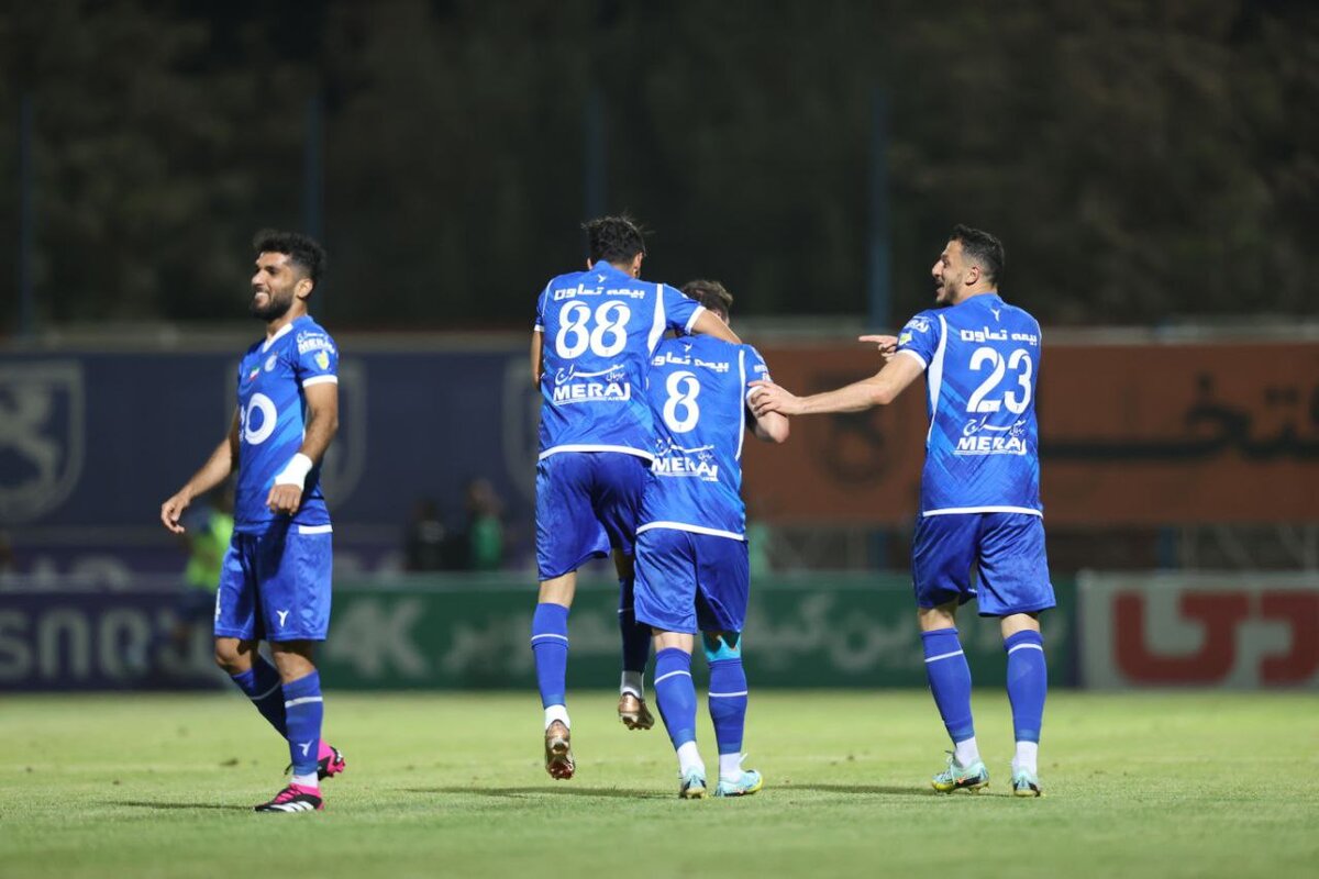 برد شیرین استقلال با یک گل‌به‌خودی