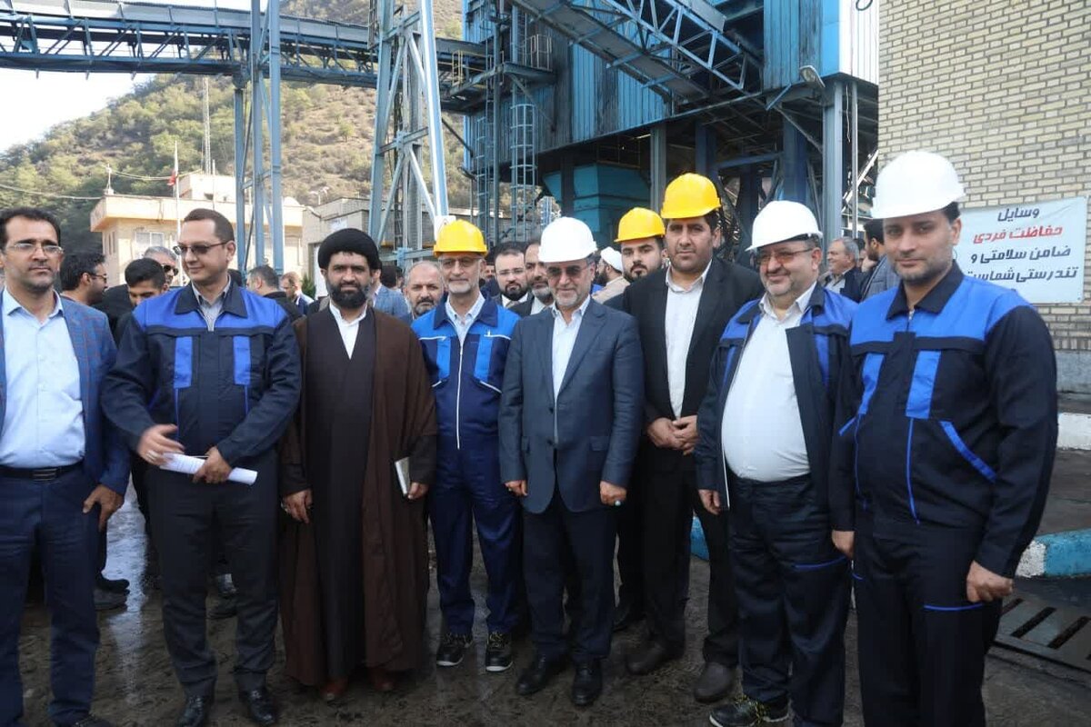 رییس هیئت عامل ایمیدرو از کارخانه زغالسنگ البرز مرکزی دیدن کرد