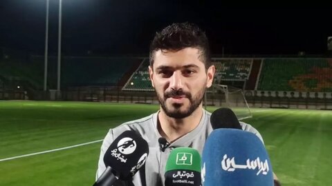 شایان مصلح: همین ابتدای لیگ، فرسایشی شده است/ از بازی کردن در دفاع وسط راضی‌ام