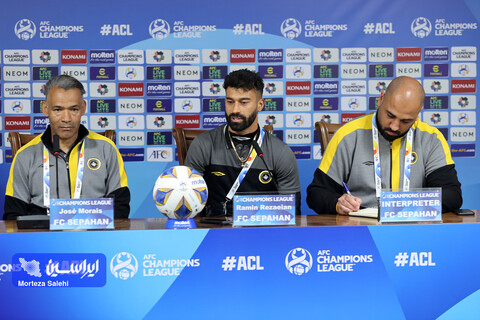 نشست خبری پیش از دیدار تیم فوتبال سپاهان و آلمالیق ازبکستان