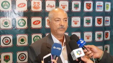 همیشه اولین بازی سخت‌ترین بازی است/ از عملکرد ذوب‌آهن راضی نیستم، اما خوشحالم پیروز شدیم