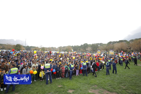 همایش ورزش صبحگاهی خانواده بزرگ فولاد مبارکه