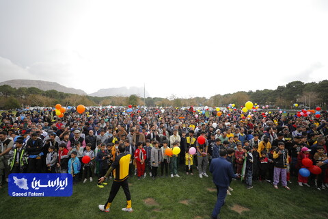 همایش ورزش صبحگاهی خانواده بزرگ فولاد مبارکه