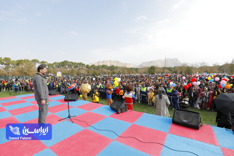 همایش ورزش صبحگاهی خانواده بزرگ فولاد مبارکه