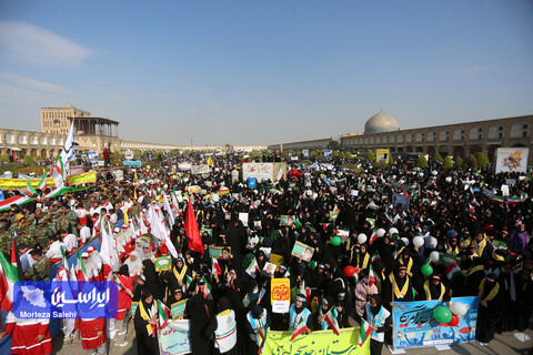 مراسم راهپیمایی ۱۳ آبان در اصفهان