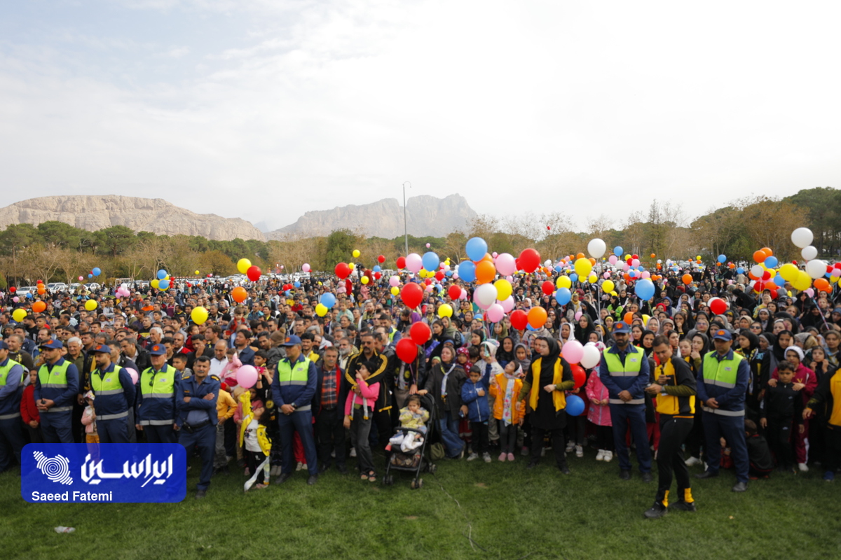 گزارش ویدئویی برگزاری همایش ورزش صبحگاهی خانواده بزرگ فولاد مبارکه