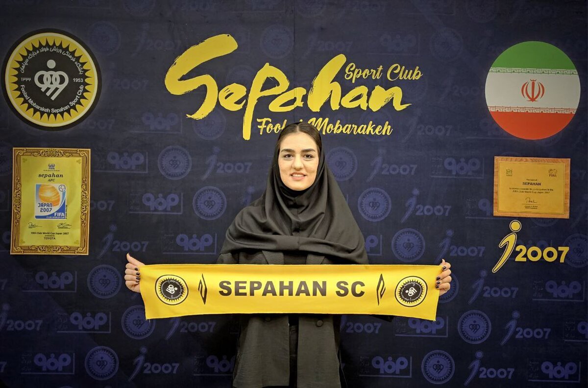 ۲ جوان آینده‌دار والیبال نصف‌جهان با سپاهان ادامه می‌دهند