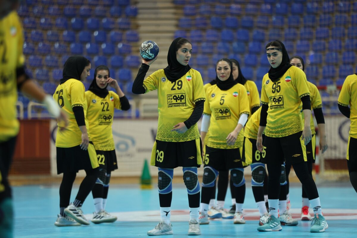 عملکرد بانوان طلایی‌پوش در ۵ هفته نخست لیگ برتر هندبال