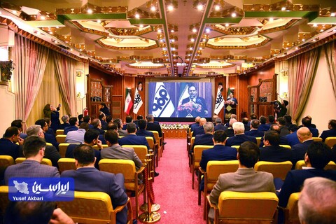 نشست صمیمانه بازار سرمایه، نهادهای مالی و صندوق‌های سرمایه‌گذاری و فعالان اقتصادی استان اصفهان