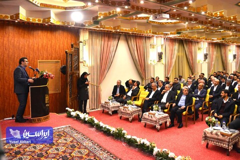 نشست صمیمانه بازار سرمایه، نهادهای مالی و صندوق‌های سرمایه‌گذاری و فعالان اقتصادی استان اصفهان