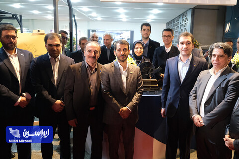 بازدید مدیرعامل شرکت فولادمبارکه از غرفه‌های این گروه در نمایشگاه ایران متافو ۲۰۲۳