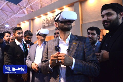 بازدید مدیرعامل شرکت فولادمبارکه از غرفه‌های این گروه در نمایشگاه ایران متافو ۲۰۲۳