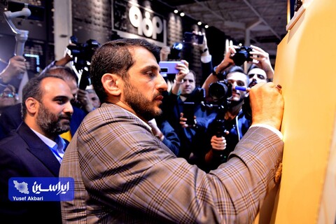 بازدید مدیرعامل شرکت فولادمبارکه از غرفه‌های این گروه در نمایشگاه ایران متافو ۲۰۲۳