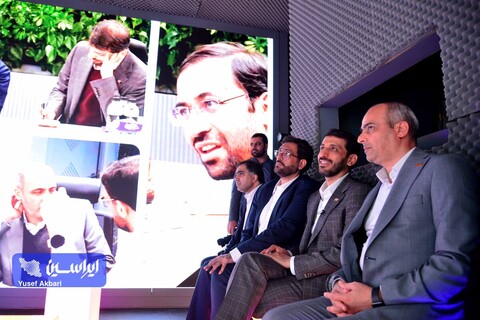 بازدید مدیرعامل شرکت فولادمبارکه از غرفه‌های این گروه در نمایشگاه ایران متافو ۲۰۲۳