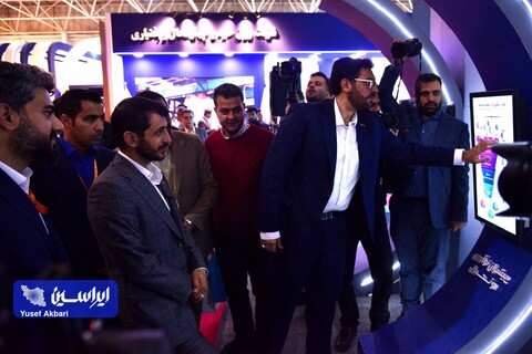 بازدید مدیرعامل شرکت فولادمبارکه از غرفه‌های این گروه در نمایشگاه ایران متافو ۲۰۲۳