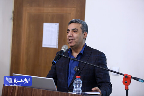 نشست صمیمانه مدیرعامل و معاونین شرکت فولاد مبارکه با مدیران عامل گروه سرمایه‌گذاری توکافولاد