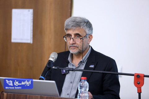 نشست صمیمانه مدیرعامل و معاونین شرکت فولاد مبارکه با مدیران عامل گروه سرمایه‌گذاری توکافولاد