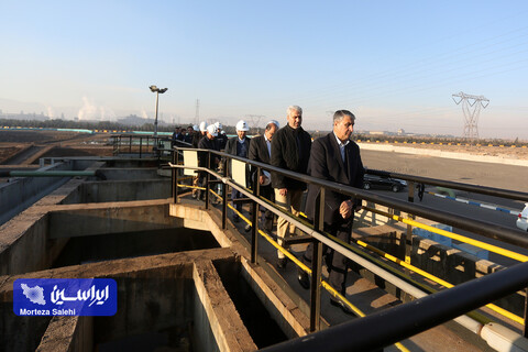 بازدید معاون رئیس‌جمهور و رئیس سازمان انرژی اتمی از تصفیه‌خانه پساب و خطوط تولید شرکت فولاد مبارکه