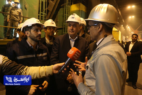 بازدید معاون رئیس‌جمهور و رئیس سازمان انرژی اتمی از تصفیه‌خانه پساب و خطوط تولید شرکت فولاد مبارکه
