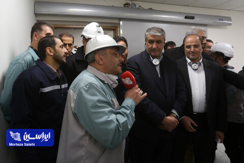 بازدید معاون رئیس‌جمهور و رئیس سازمان انرژی اتمی از تصفیه‌خانه پساب و خطوط تولید شرکت فولاد مبارکه
