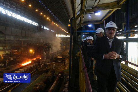 بازدید معاون رئیس‌جمهور و رئیس سازمان انرژی اتمی از تصفیه‌خانه پساب و خطوط تولید شرکت فولاد مبارکه